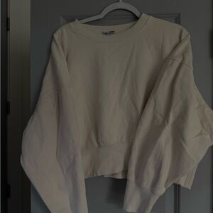 Fashion Nova Cropped Oversize Cream Sweatshirt with Ribbed Crewneck